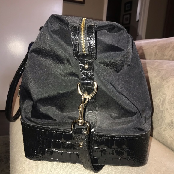 brahmin duxbury duffle bag
